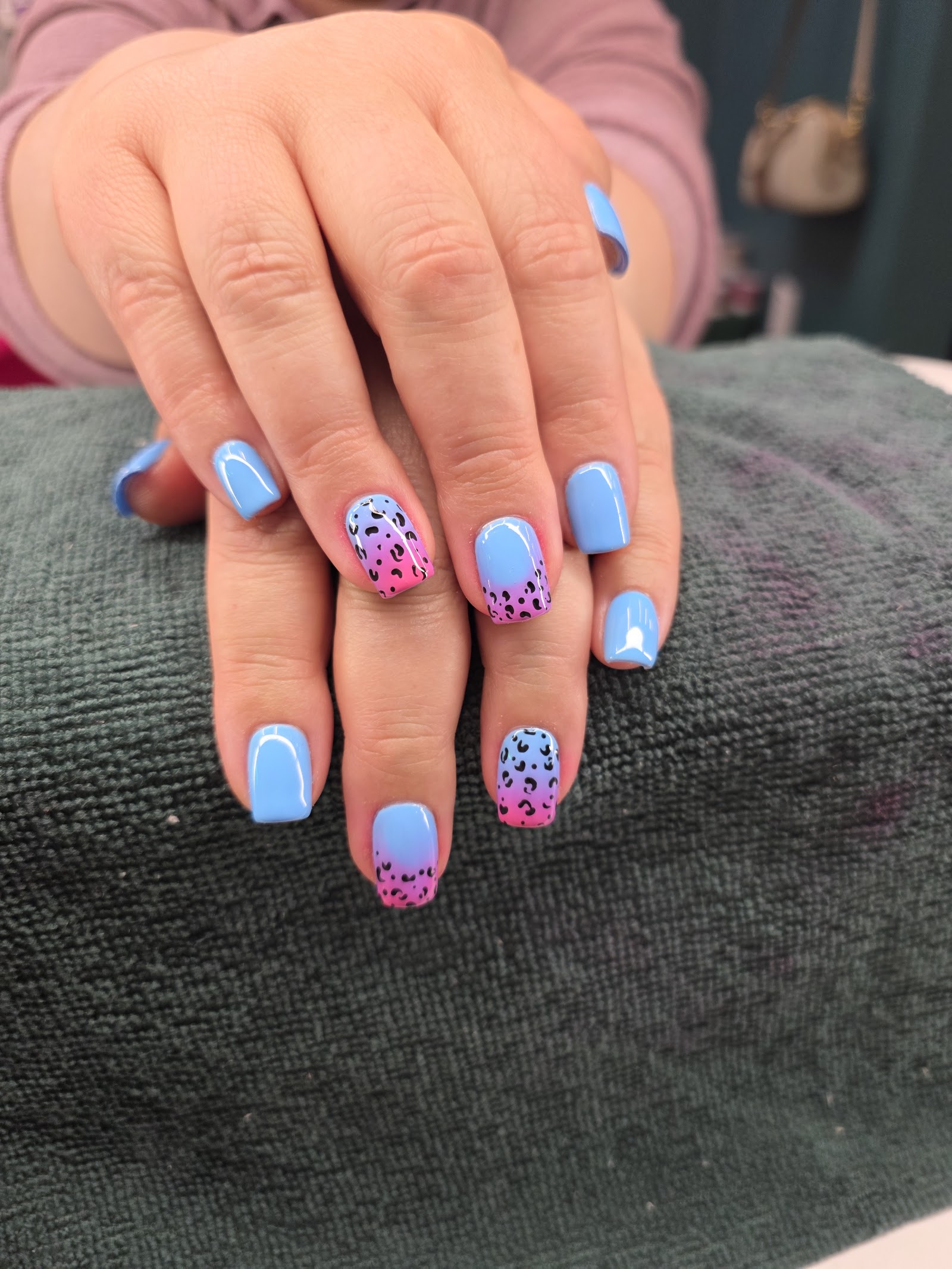 Peaceful Escape Nails (solo provider) nail photo 1